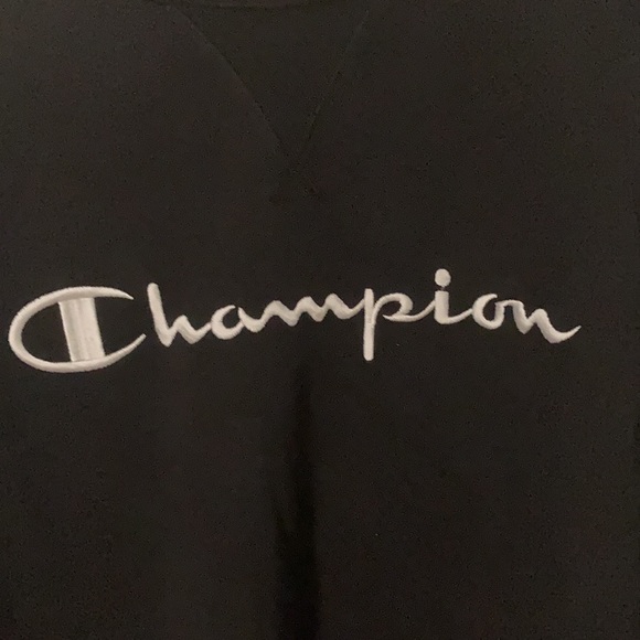 Champion Crewneck Size L - Picture 2 of 5